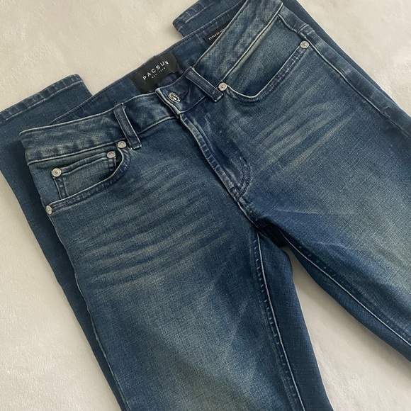 Pacsun Women’s High Waisted Blue Jeans - Picture 1 of 4
